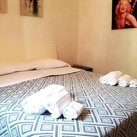 Daire Charming In 50 M² Balcony And Parking *