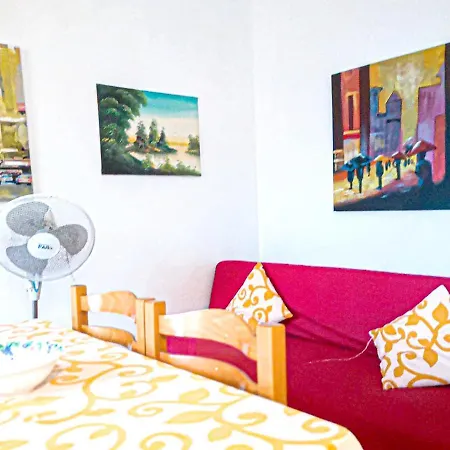 Charming In 50 M² Balcony And Parking *