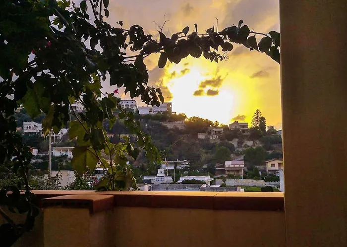 Charming In - 50 M² - Balcony And Parking
