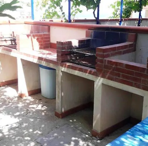 Charming In - 50 M² - Balcony And Parking Apartament *